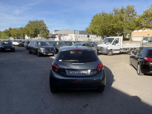 Peugeot 208 image 4