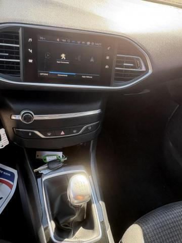 Peugeot 308 image 8