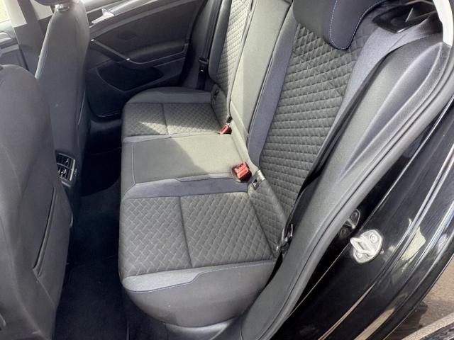 Volkswagen Golf image 1