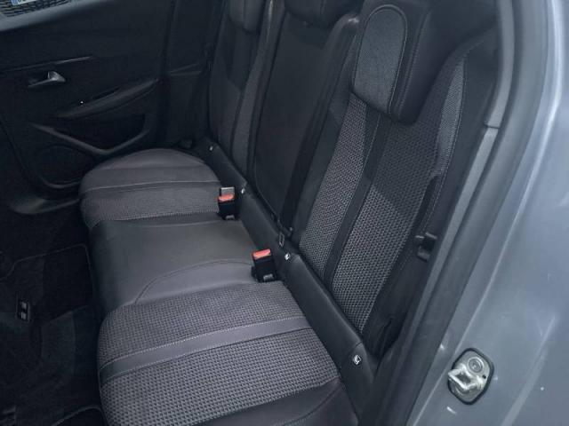 Peugeot 208 image 3