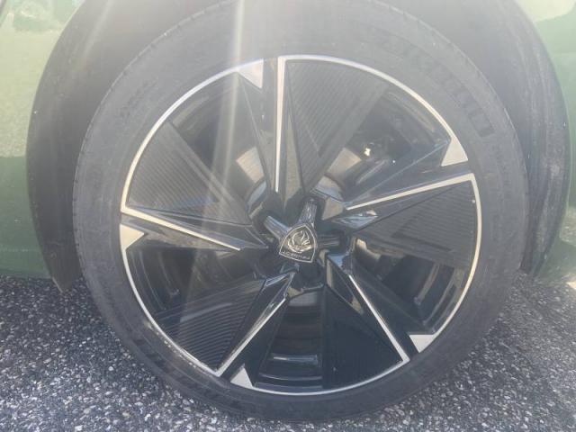 Peugeot 308 image 1