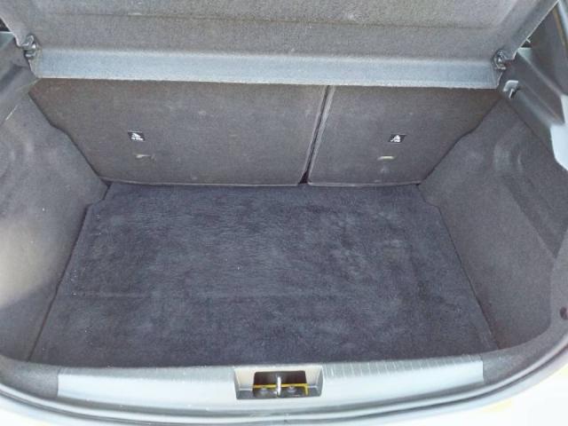 Peugeot 208 image 5