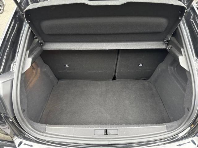 Peugeot 208 image 7