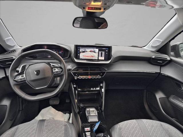 Peugeot 208 image 6