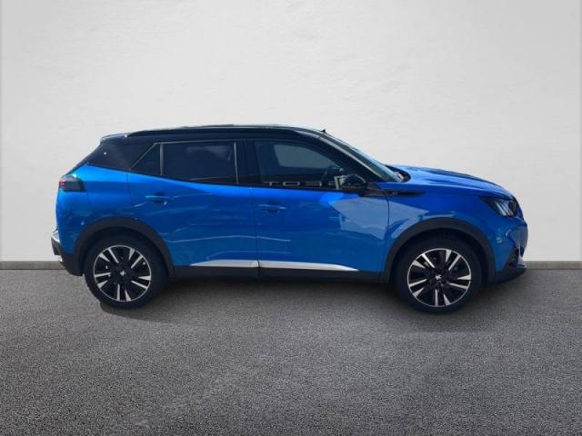 Peugeot 2008 image 2