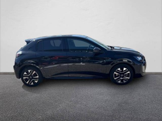 Peugeot 208 image 9