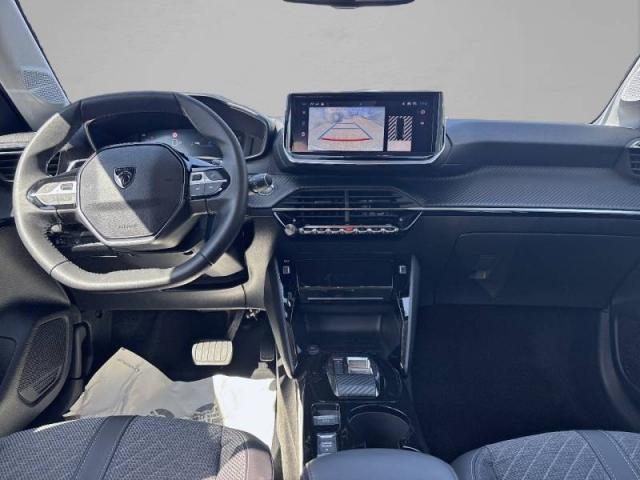 Peugeot 208 image 7