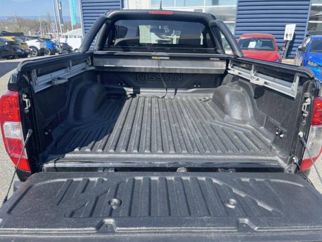 Nissan Navara image 1