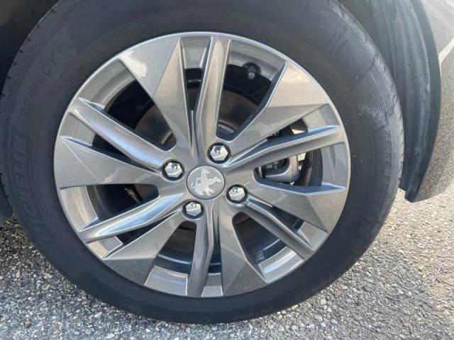 Peugeot 208 image 2