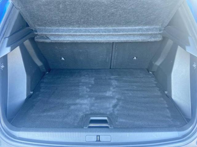 Peugeot 2008 image 7