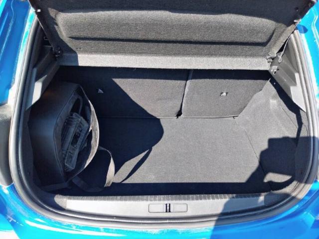 Peugeot 208 image 4