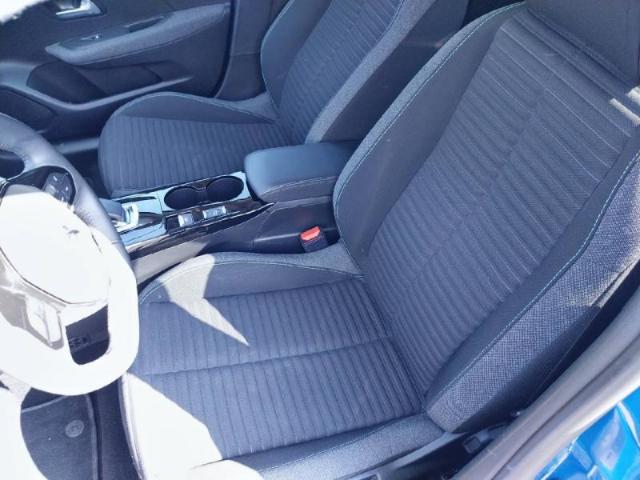 Peugeot 208 image 5