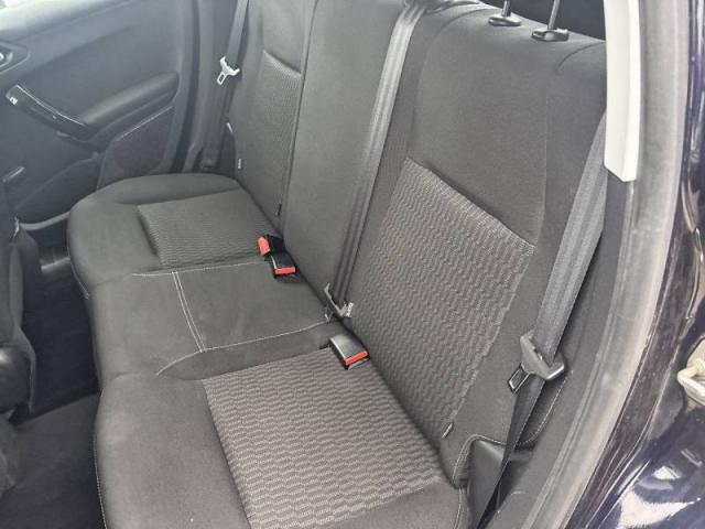 Peugeot 208 image 1