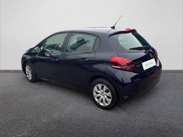 Peugeot 208 image 9
