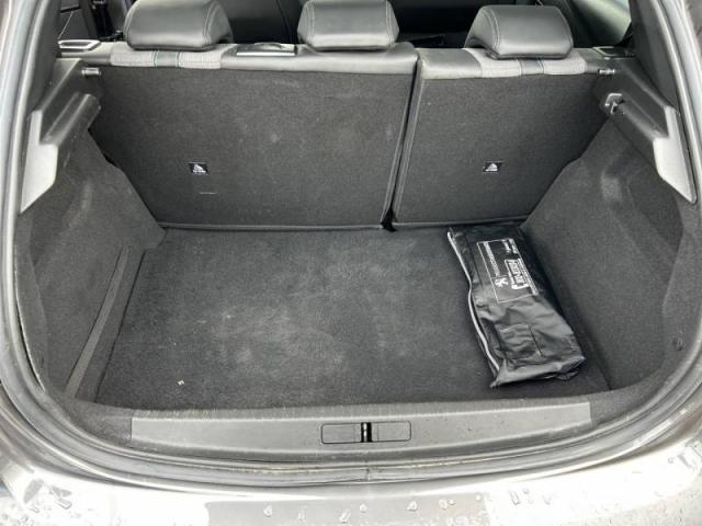 Peugeot 208 image 7