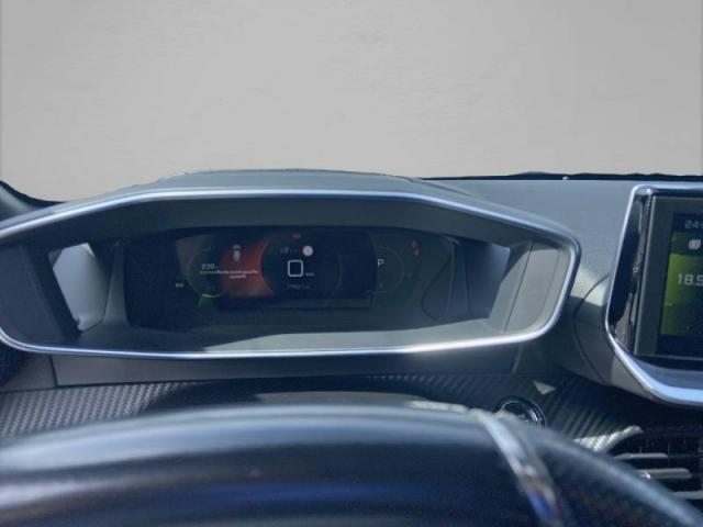 Peugeot 208 image 1