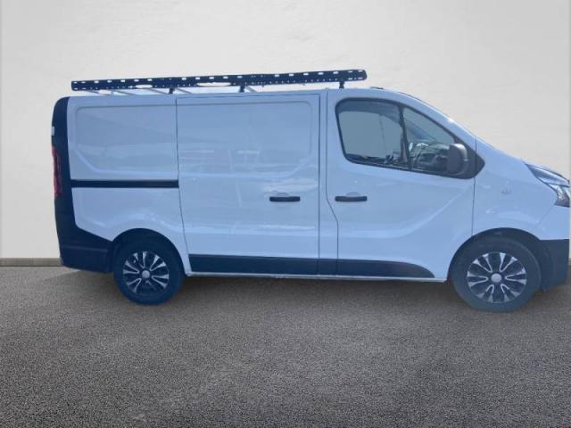 Renault Trafic image 8