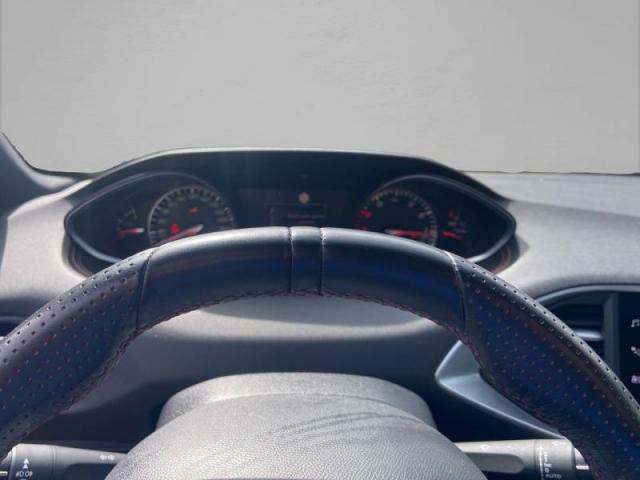 Peugeot 308 image 8