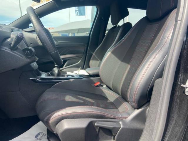 Peugeot 308 image 1