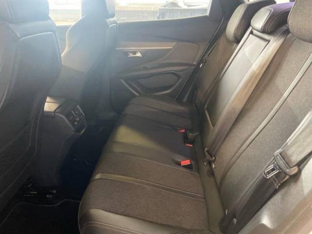 Peugeot 3008 image 9