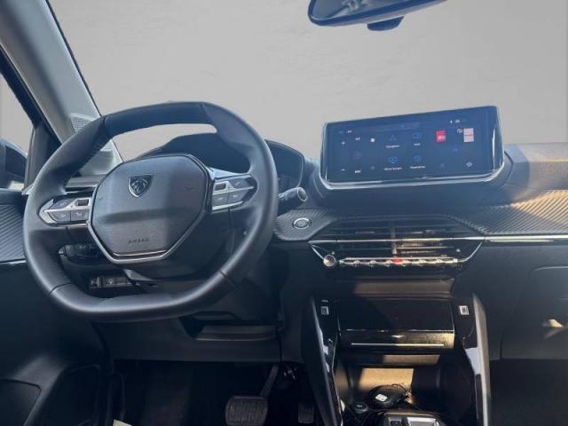 Peugeot 208 image 2