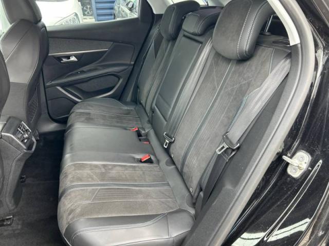 Peugeot 3008 image 2