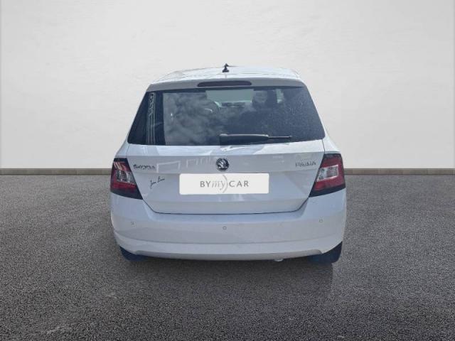 Skoda Fabia image 8