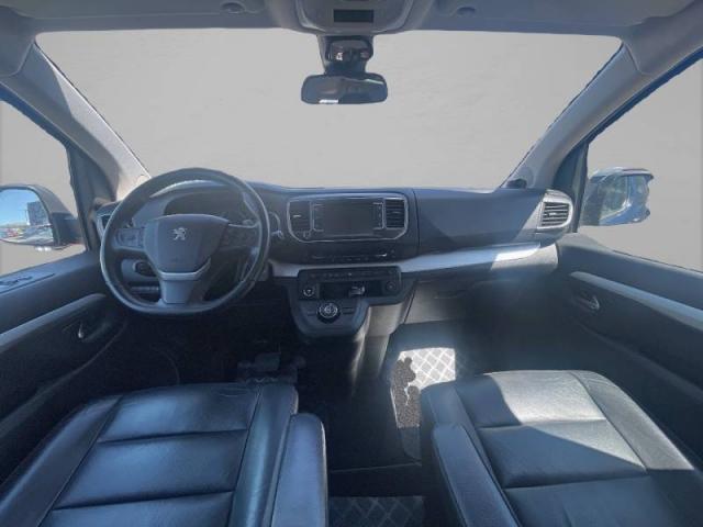 Peugeot Traveller image 3
