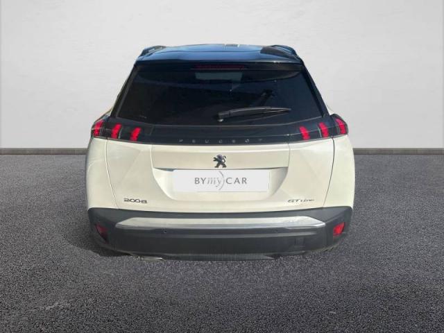 Peugeot 2008 image 1