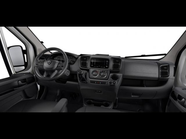 Peugeot Boxer image 3