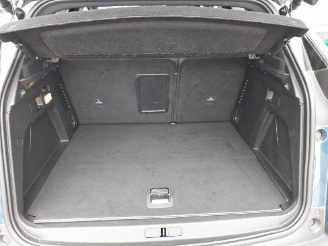 Peugeot 3008 image 3