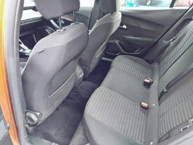 Peugeot 2008 image 9