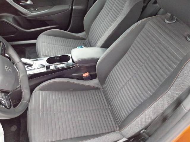 Peugeot 2008 image 2