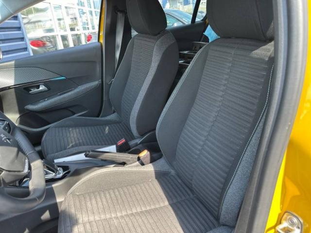 Peugeot 208 image 6