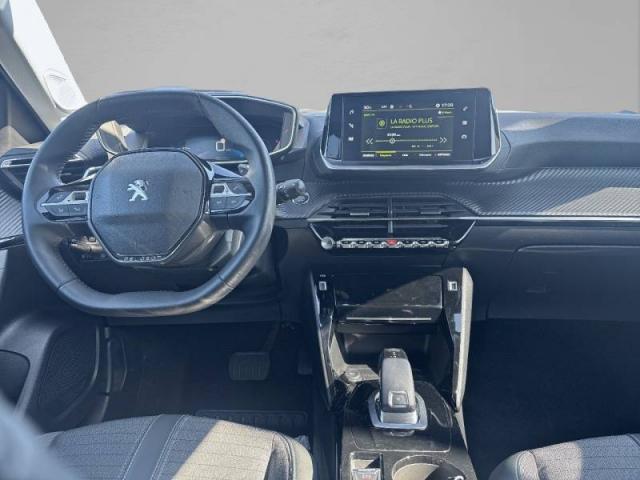 Peugeot 2008 image 6