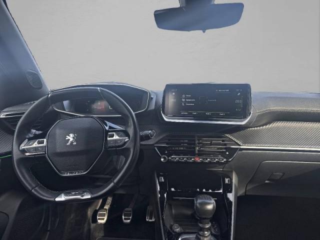Peugeot 2008 image 1