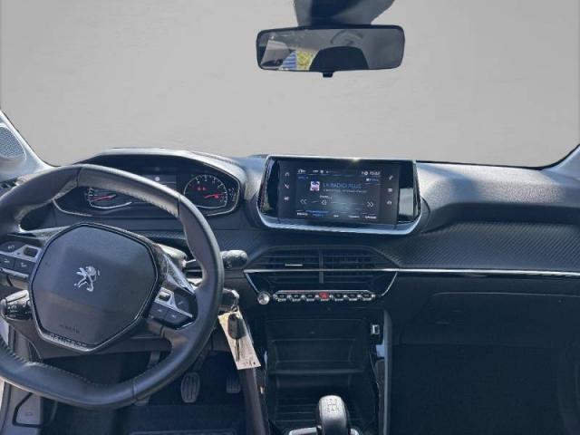 Peugeot 208 image 2