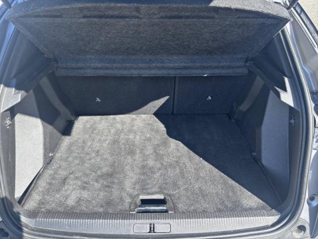 Peugeot 2008 image 3