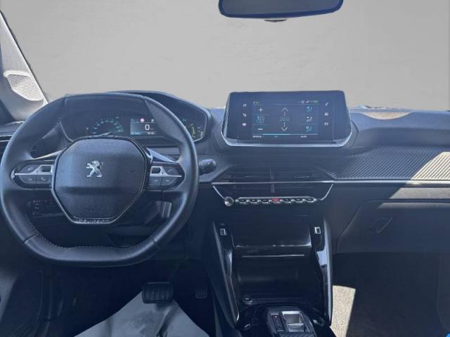 Peugeot 208 image 2