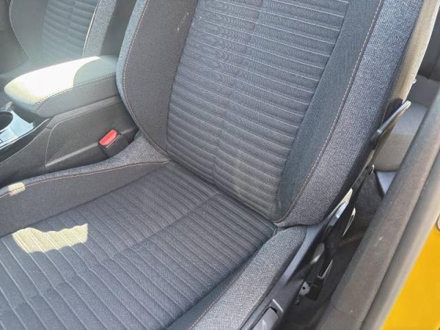Peugeot 208 image 6