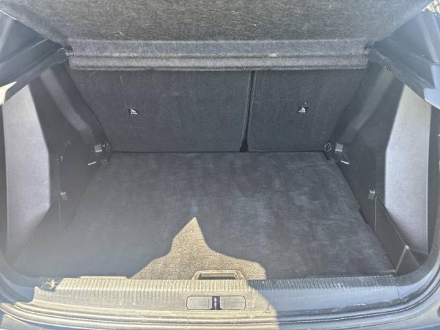 Peugeot 2008 image 3