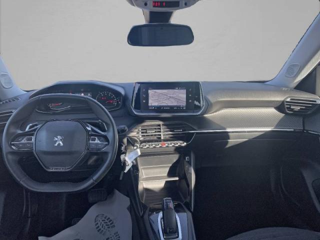 Peugeot 2008 image 3