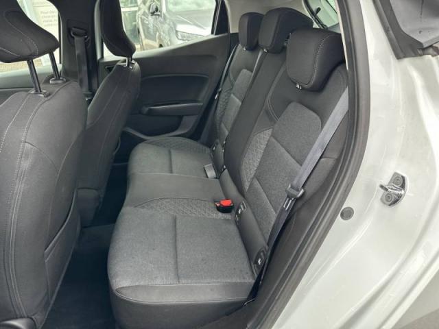 Renault Clio image 9