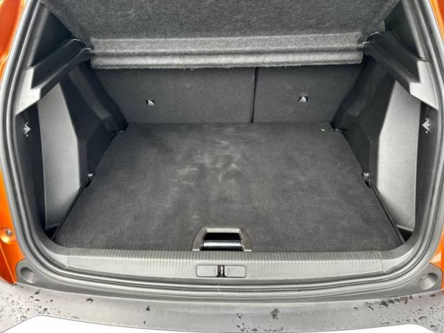 Peugeot 2008 image 2