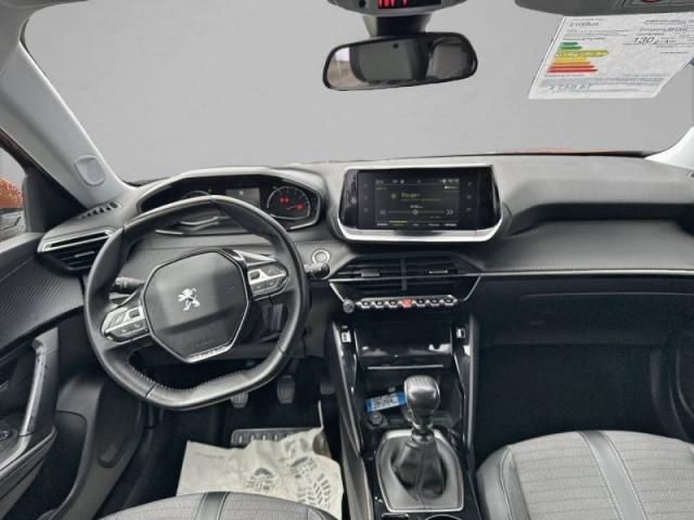 Peugeot 2008 image 1