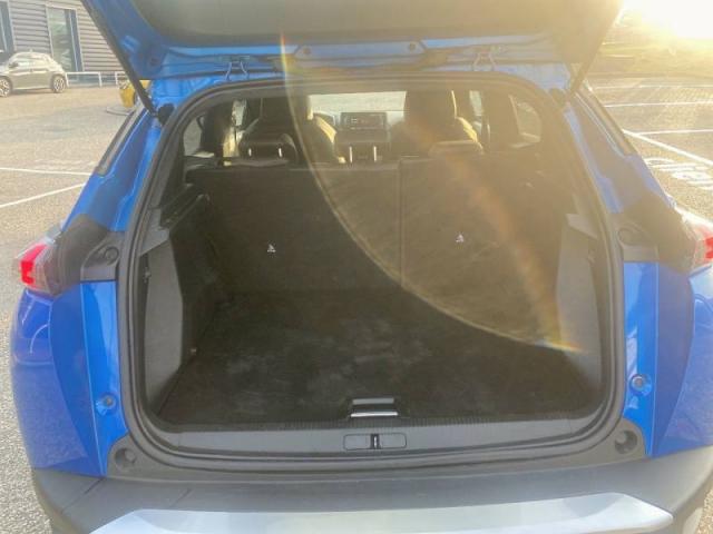 Peugeot 2008 image 2