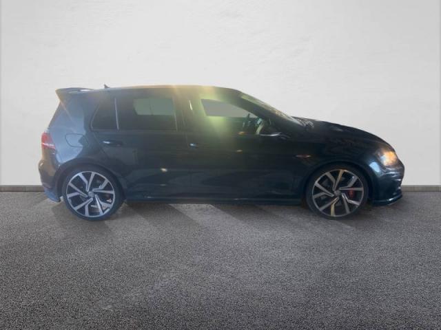 Volkswagen Golf image 6