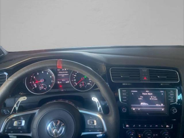Volkswagen Golf image 1