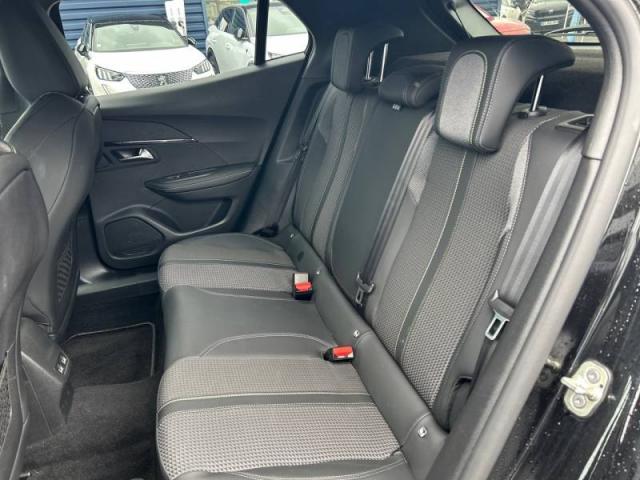 Peugeot 2008 image 9