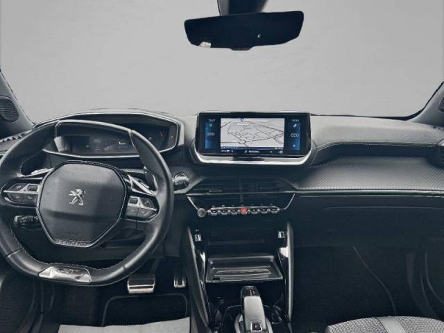 Peugeot 2008 image 4